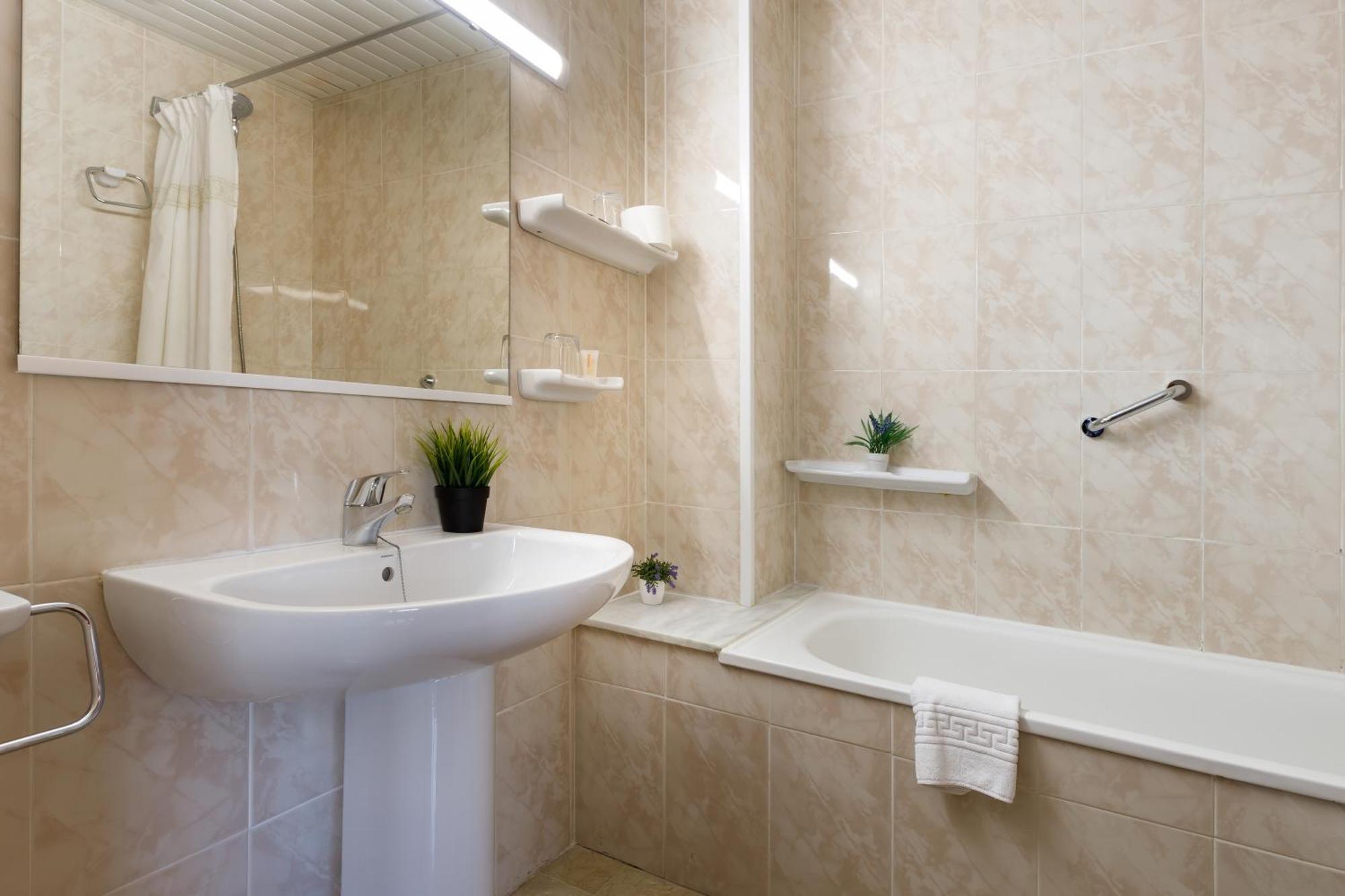 ל'אמטיה דה מר Hotel Alguer מראה חיצוני תמונה